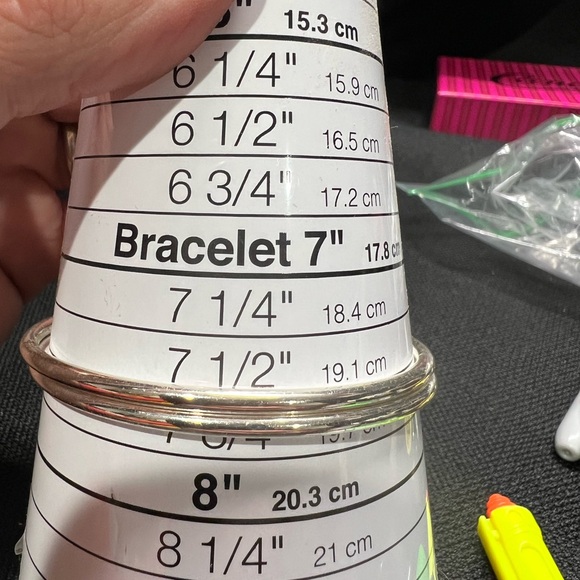 11 Silver-tone Bangle Bracelet Lot - Picture 8 of 11